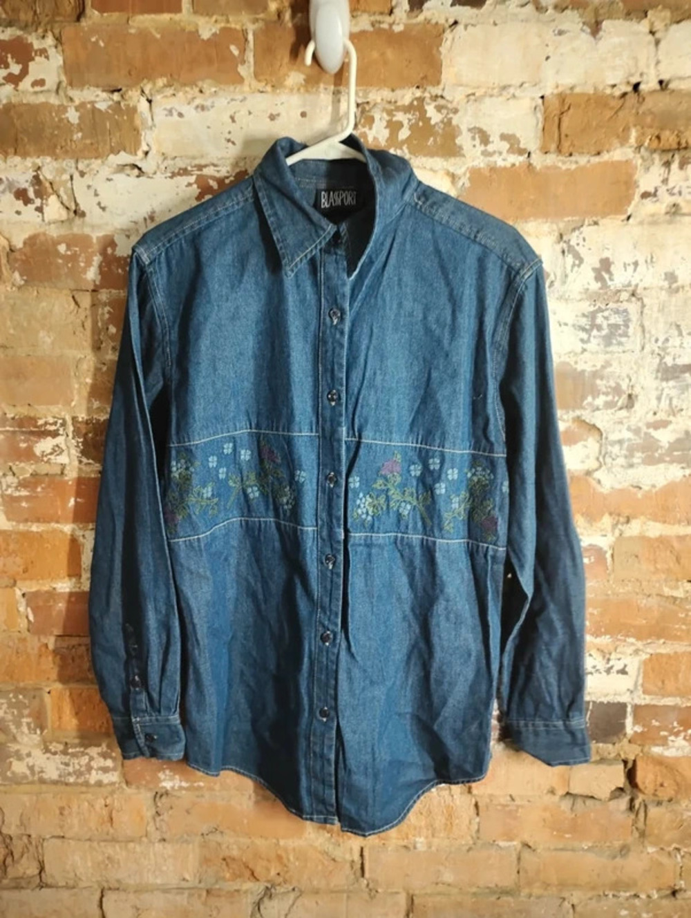 Vintage embroidered Denim shirt S